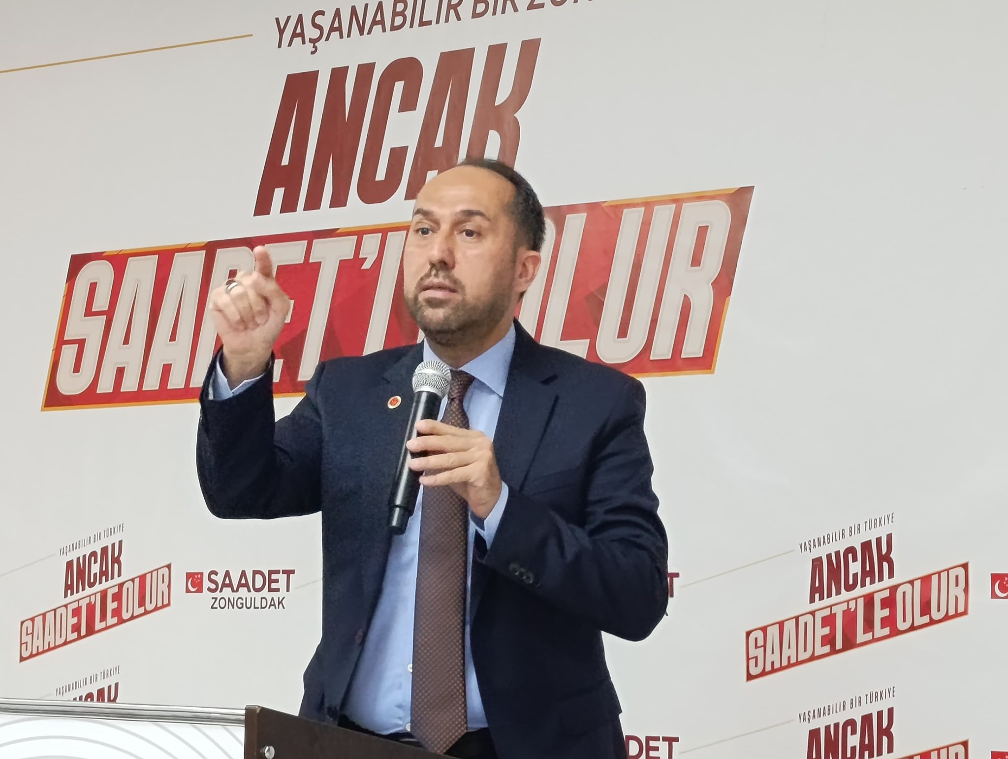 503103184_10162528000094663_2540740097674816291_n