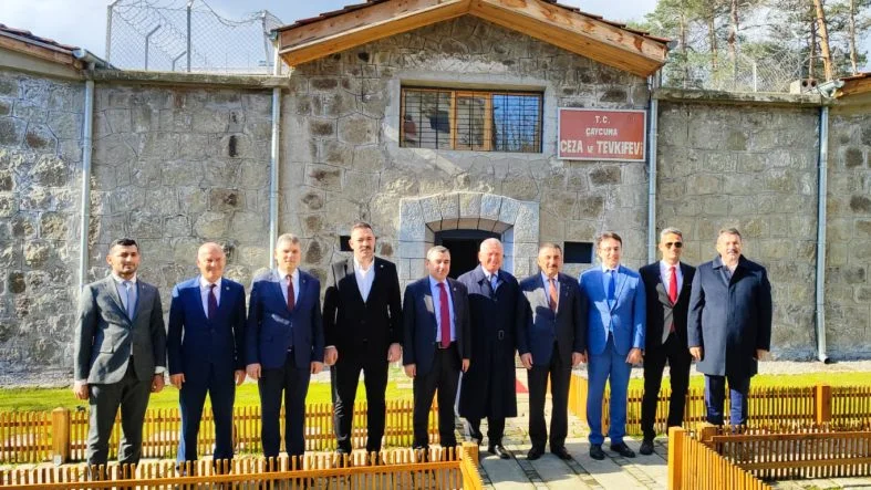 ç1