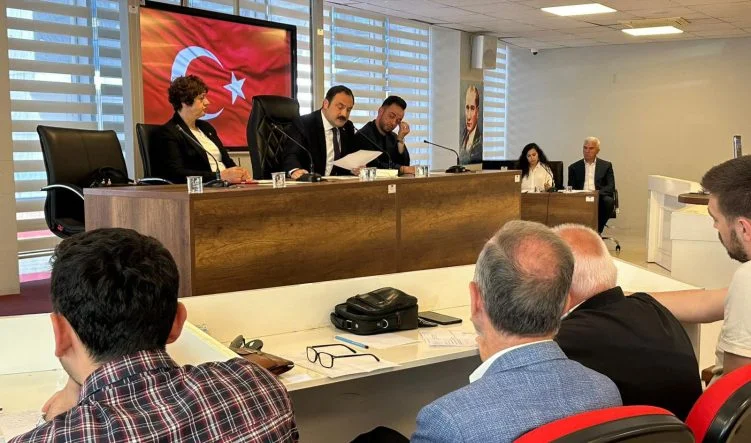 KOZLU’YA 3 BİN TON ASFALT DÖKÜLECEK